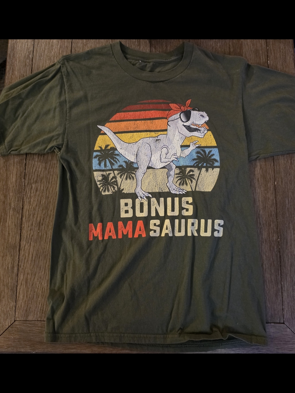 Women's Olive 'Bonus Mamasaurus' Graphic Tee S/M
